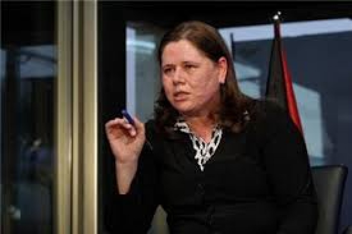 قرار إسرائيلي بمنع زوجة البرغوثي من زيارته حتى عام 2019