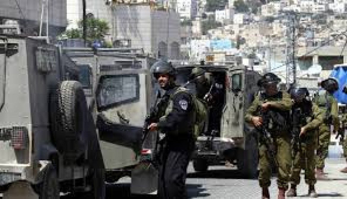 الاحتلال اعتقل (45) مواطناً بينهم سيدة ونائب خلال أيام عيد الفطر