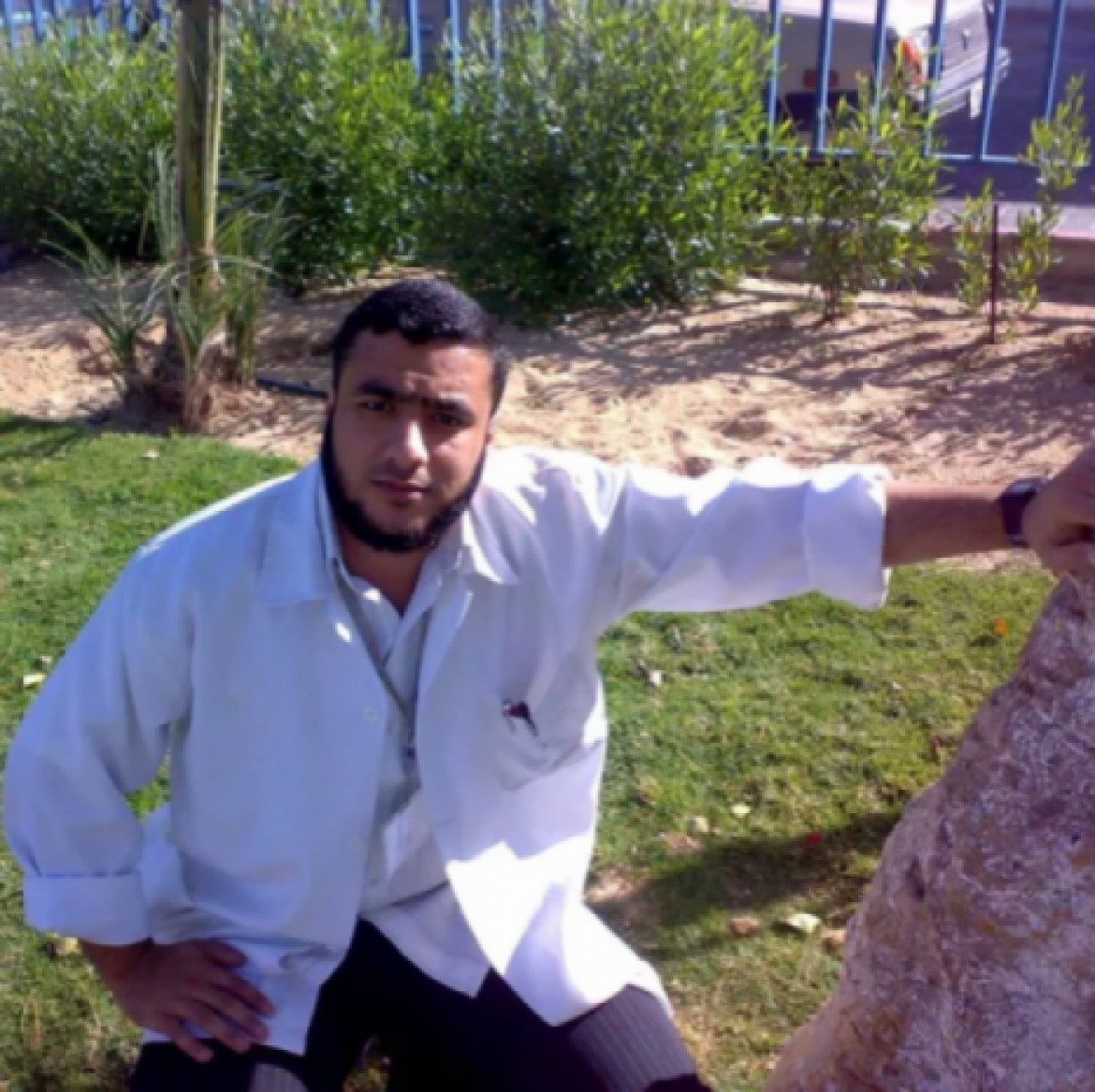 الأسير البنا