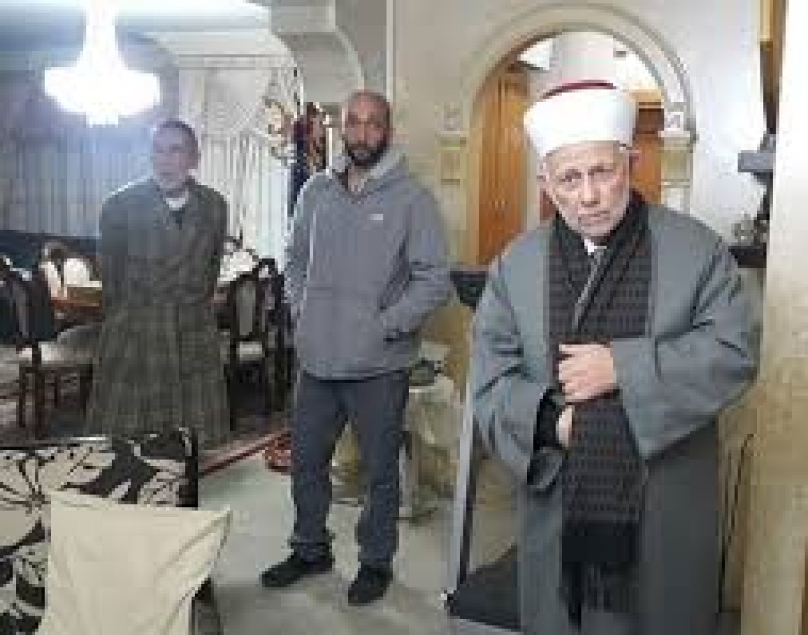 الاحتلال يعتقل 14 مواطنا بينهم الشيخان سلهب وبكيرات