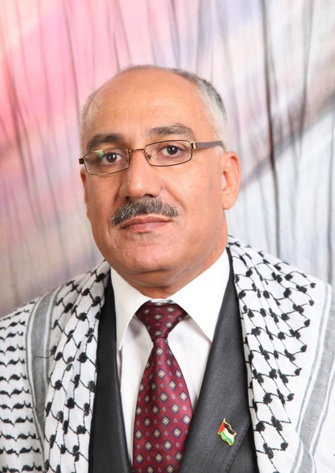 الاستاذ حسن عبد ربه