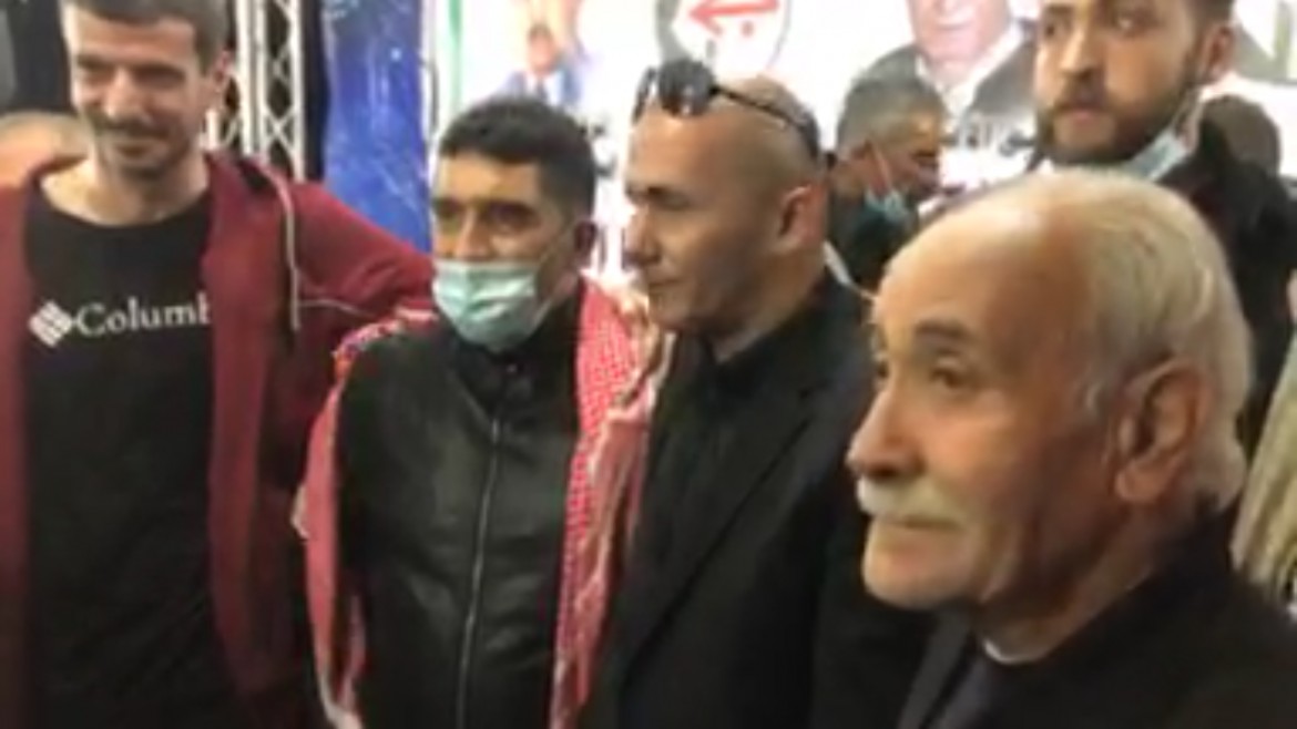 الأسير المحرر محمود نضال دغلس