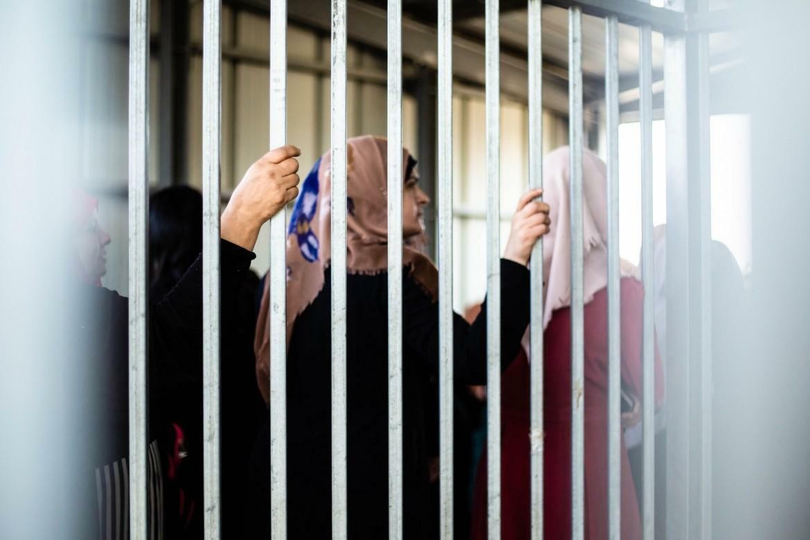 أوضاع قاسية للأسيرات في سجن الدامون