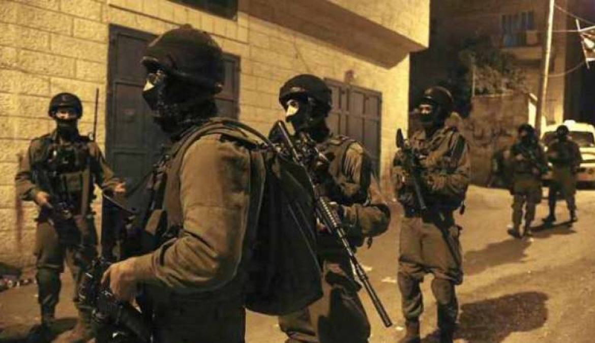 الاحتلال يعتقل 5 شبان في جنين ورام الله