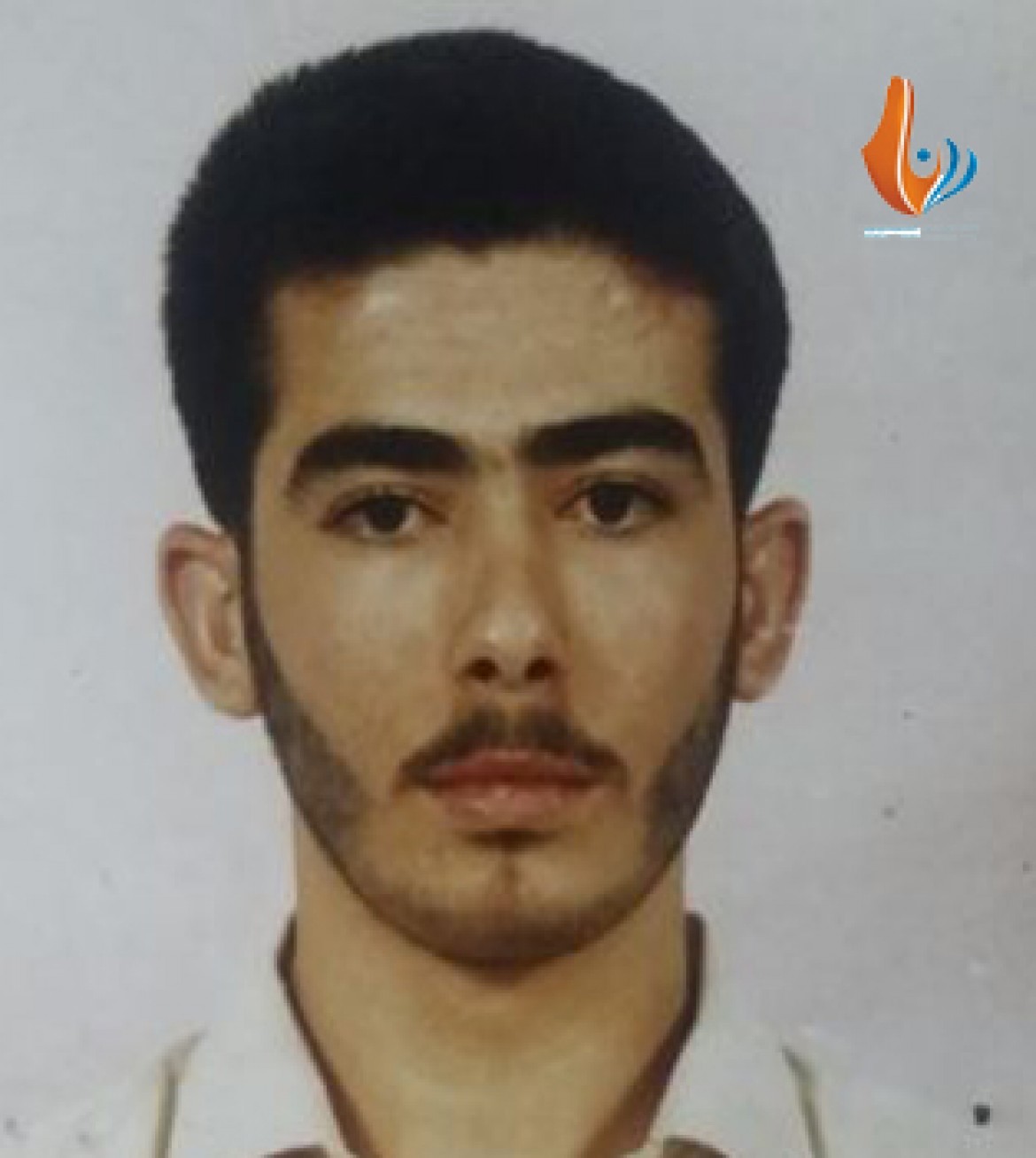 الأسير اياد أبو ناصر