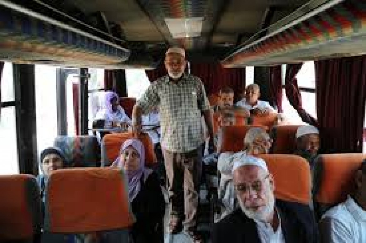 20 من أهالي أسرى غزة يزورون 10 أسرى بـرامون