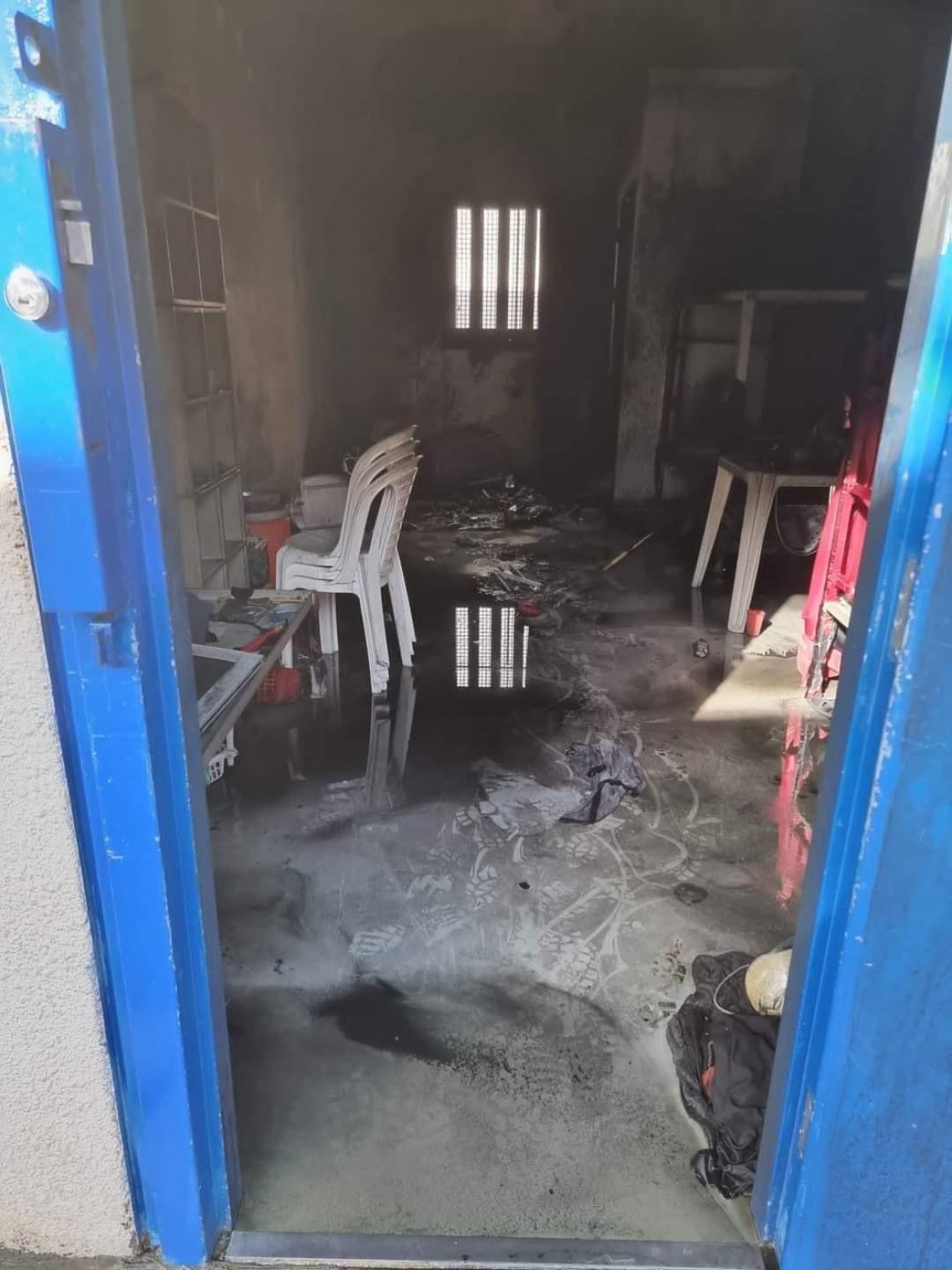 حرق غرف السجون