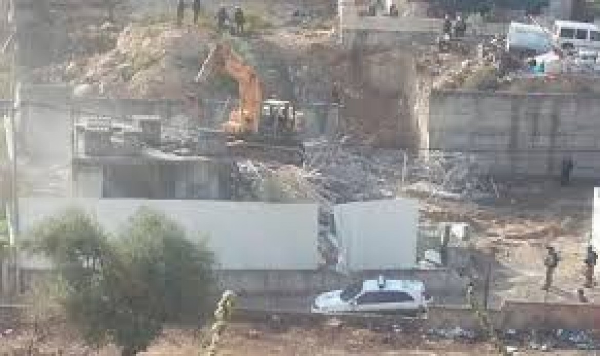 هدم بناية بالقدس