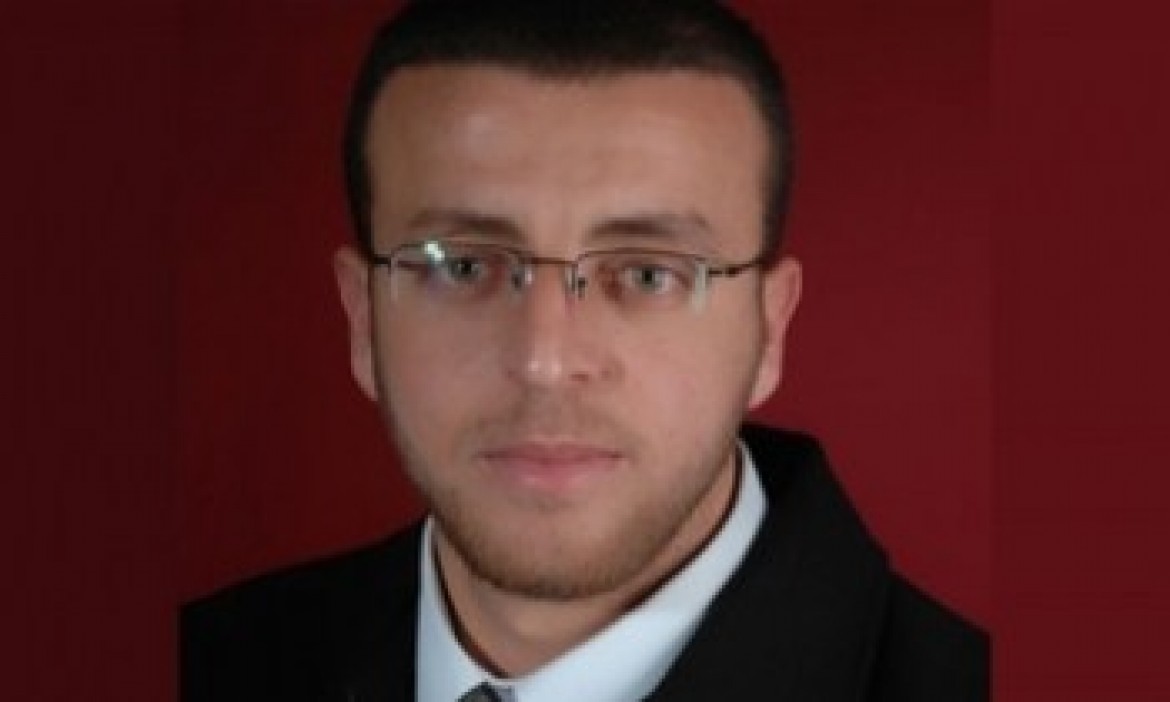 الأسير القيق