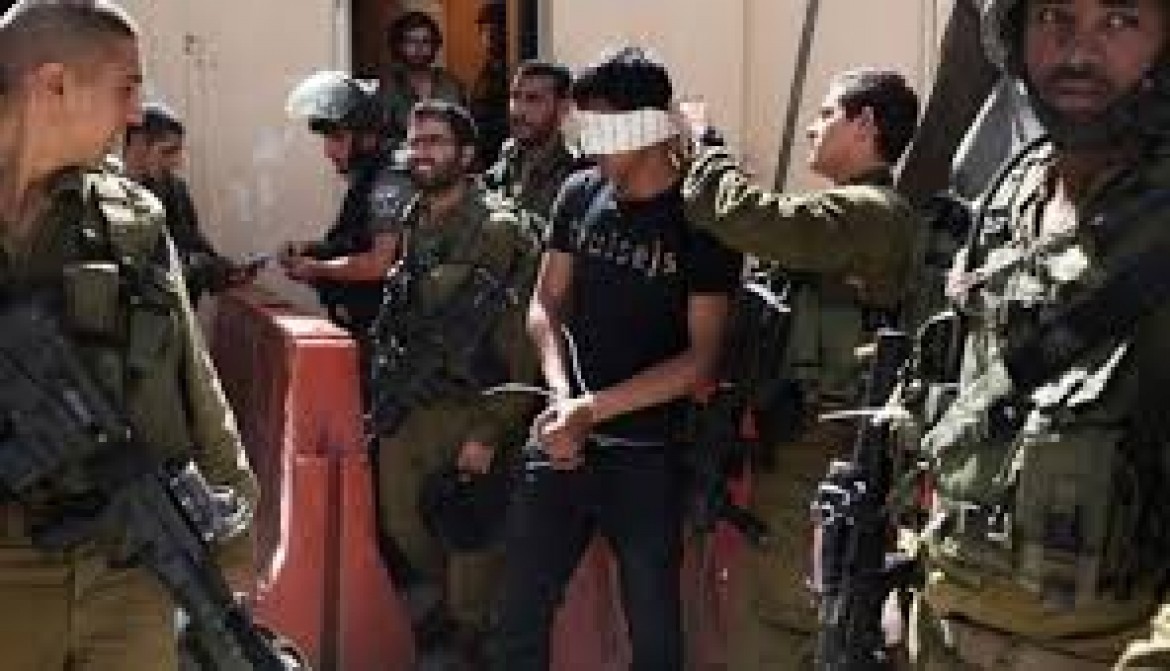 الاحتلال يعتقل 19 مواطنا في الضفة