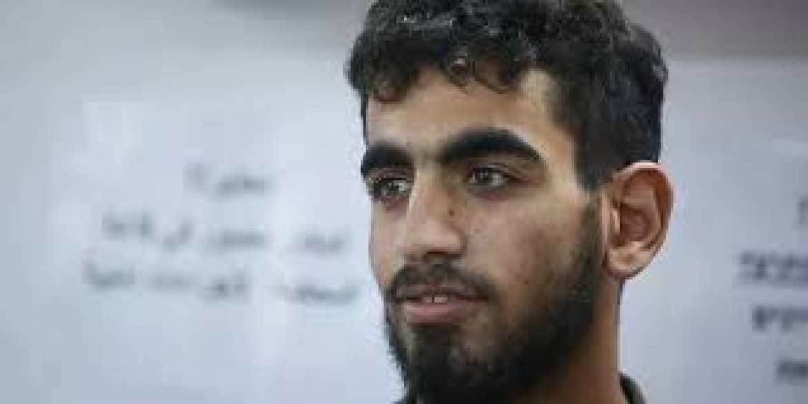 الاحتلال يصدر أحكامًا متفاوتة بحق أفراد عائلة الأسير العبد