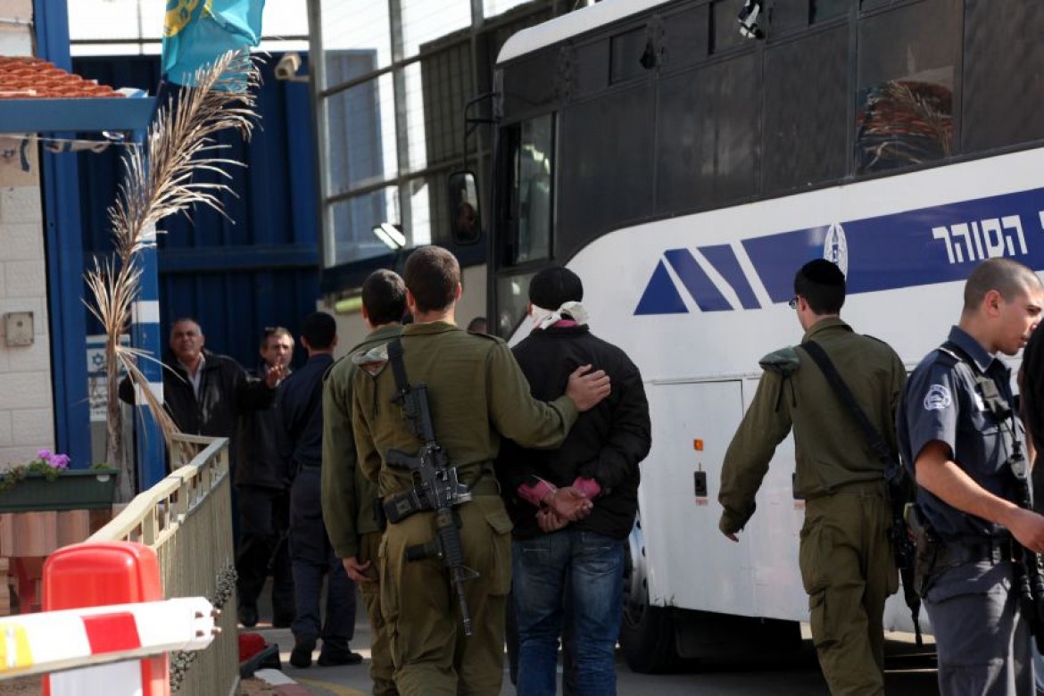 الحكم على مقدسيين وتحويل آخر للاعتقال الإداري