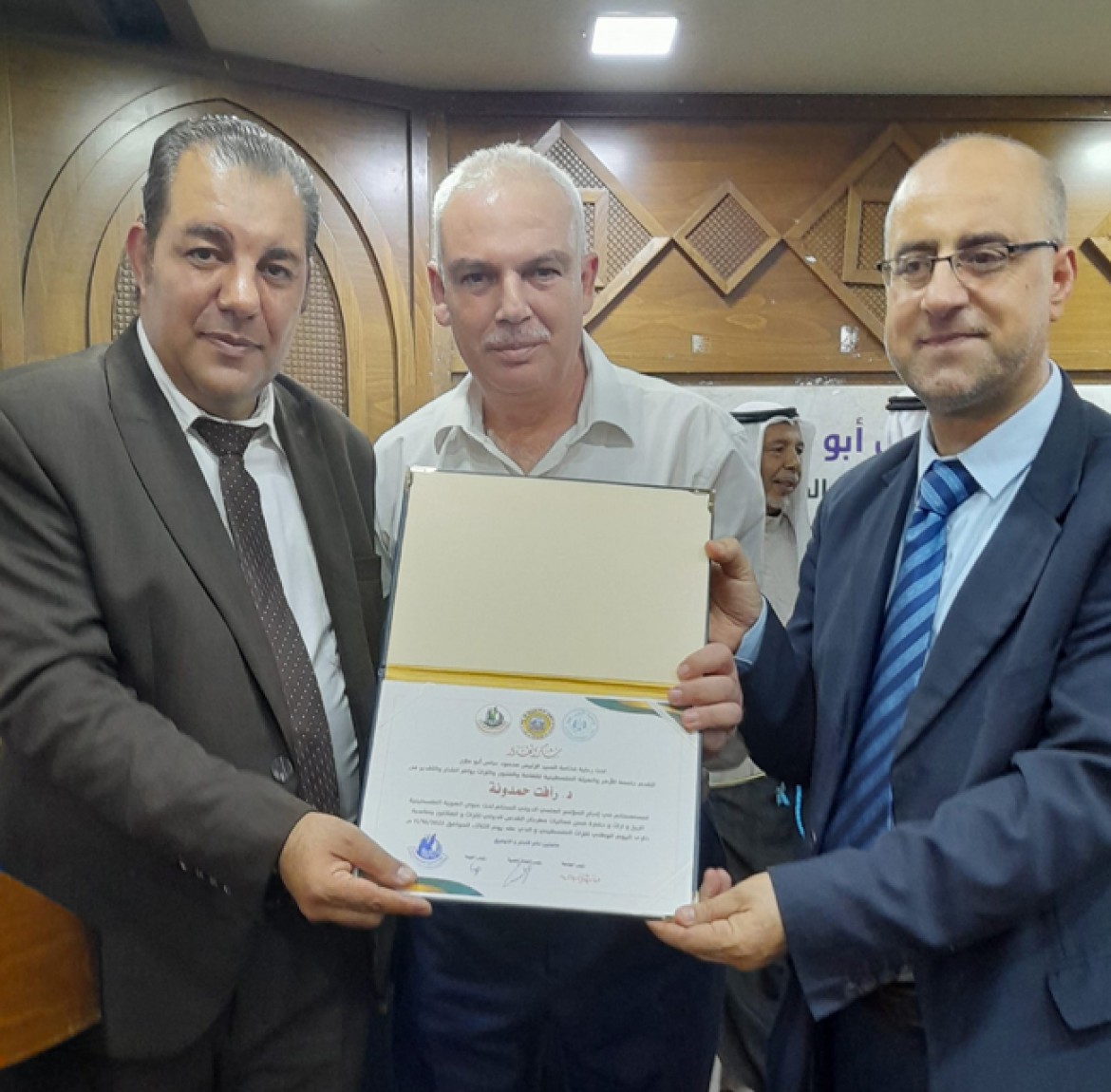 تكريم د. رافت حمدونة