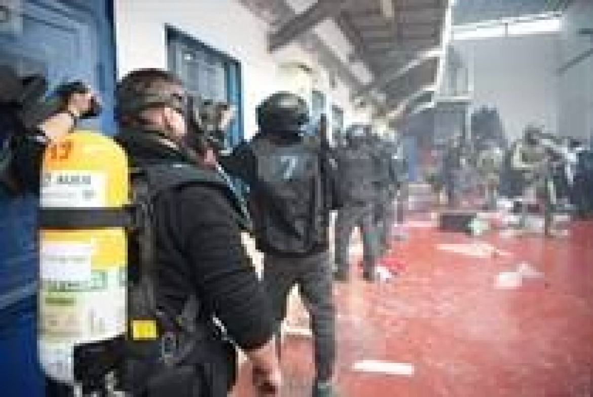 هيئة الأسرى الأسيران وشاحي وسالم أُصيبا بكسور في الأنف والصدر