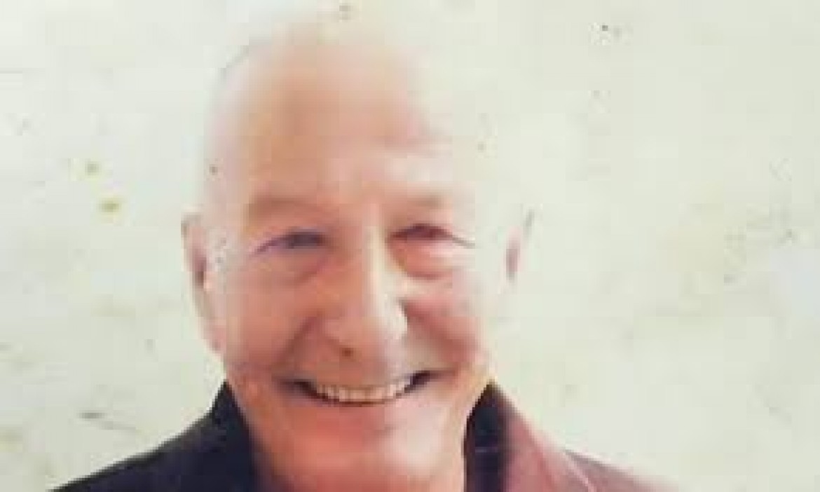 الاحتلال ينقل مجددًا الأسير المريض عروق