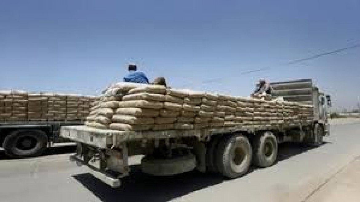 نتنياهو يأمر بوقف إدخال الإسمنت لغزة