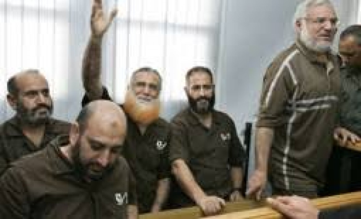 الاحتلال يعتقل 9 نواب منذ بدء العام