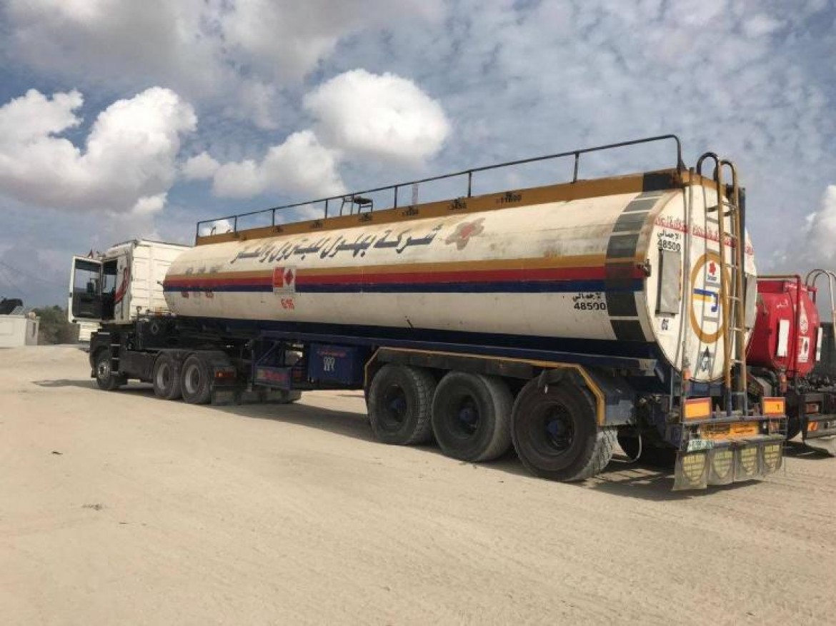 شاحنة وقود