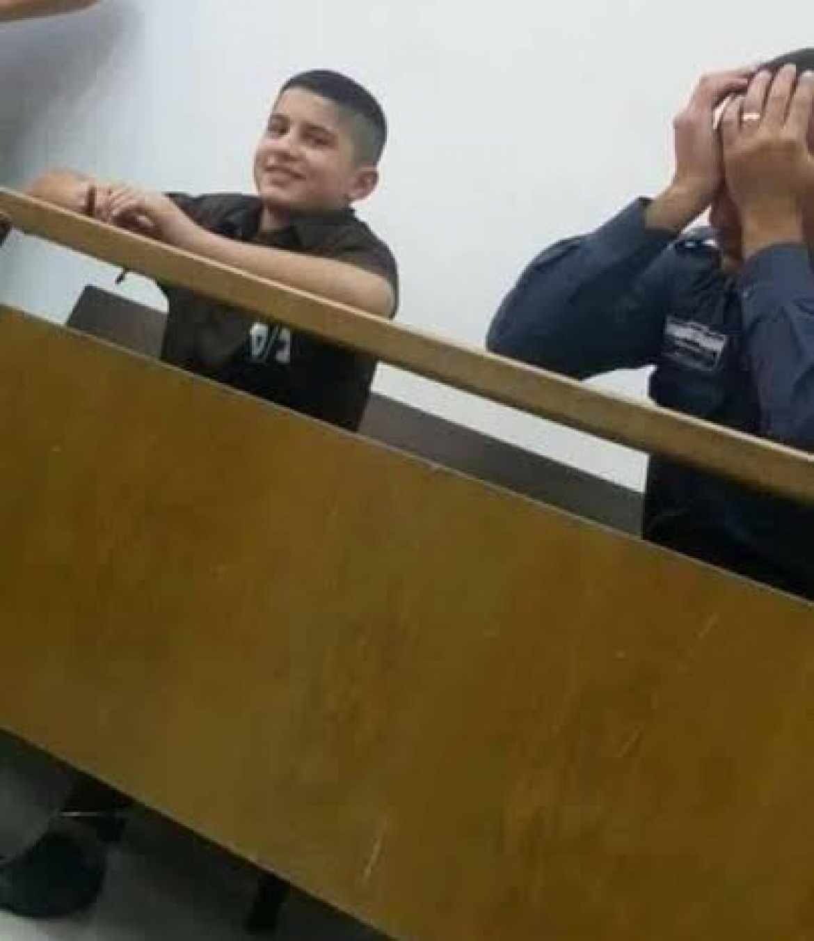 الأسير المقدسي عمر اشتي 15 عاماً