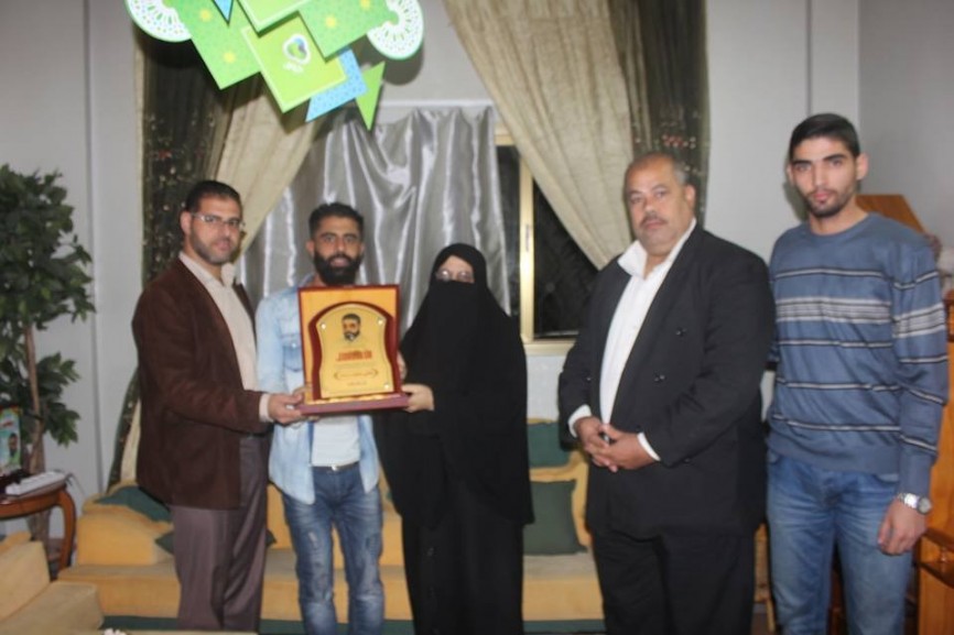 الاستقلال تكرم ‫(3)‬ ‫‬