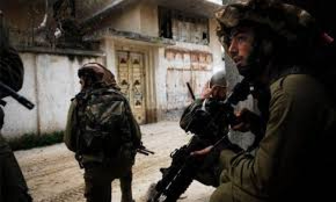 اعتقال 5 مواطنين بالضفة