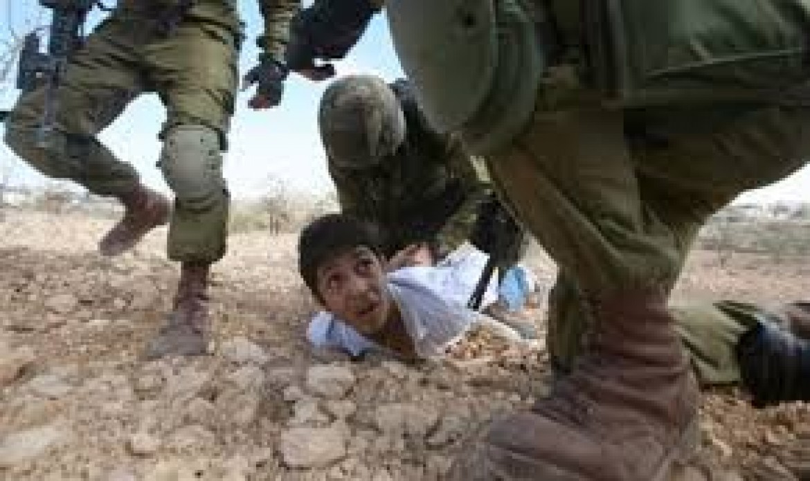 الاحتلال يعتقل 3 أطفال من قرية الطور