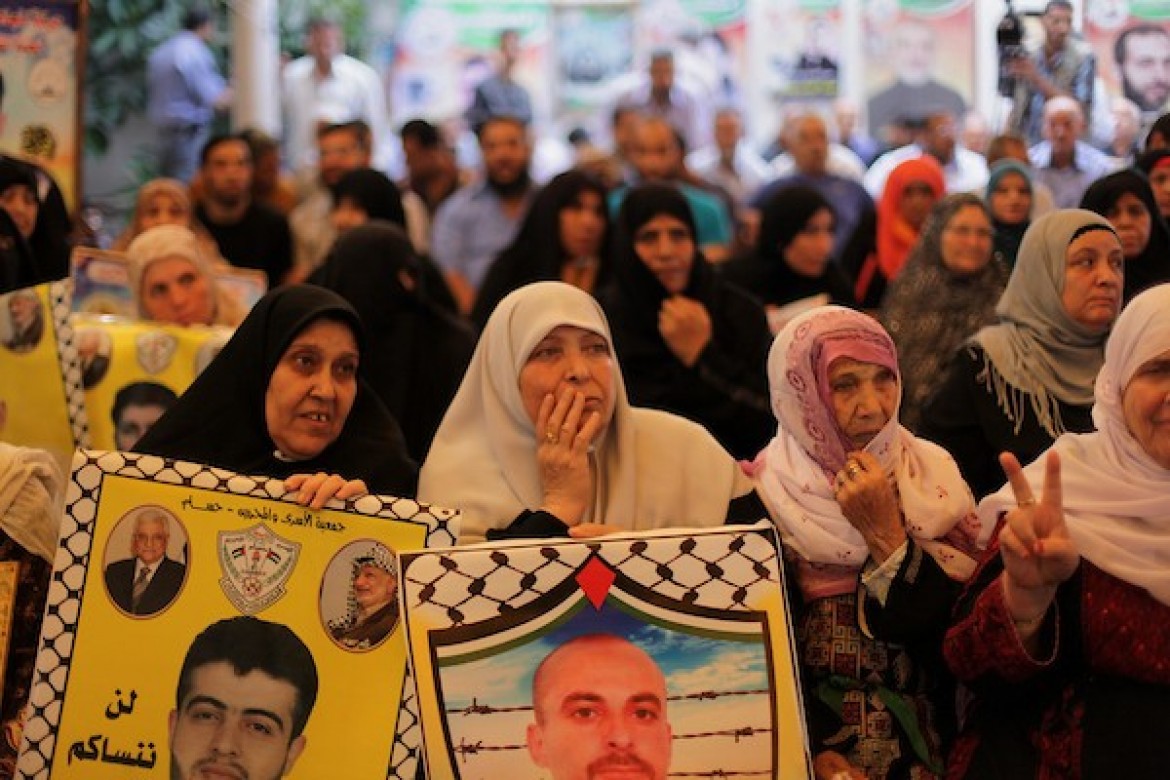 تعليق الاعتصام الاسبوعي لأهالي الأسرى في غزة