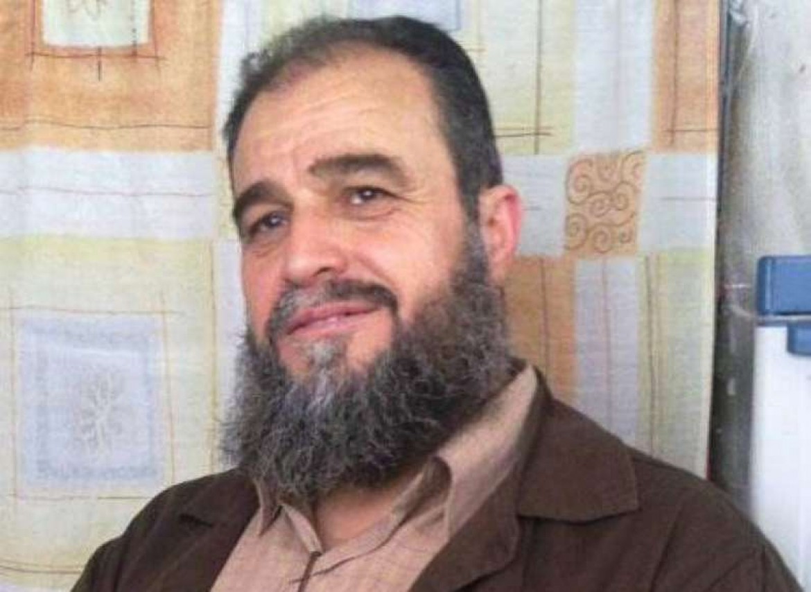 الاسير عزام سلهب