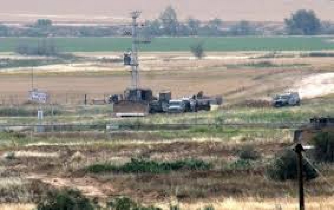 جرافات الاحتلال تتوغل شرق جباليا