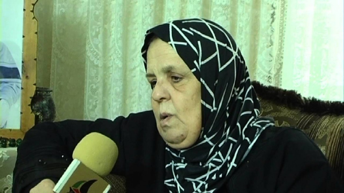 والدة الأسير الجيوسي