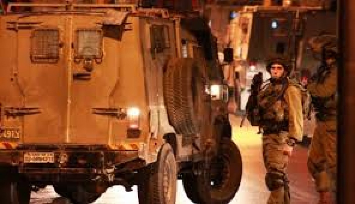 الاحتلال يعتقل 17 مواطنًا بالضّفة