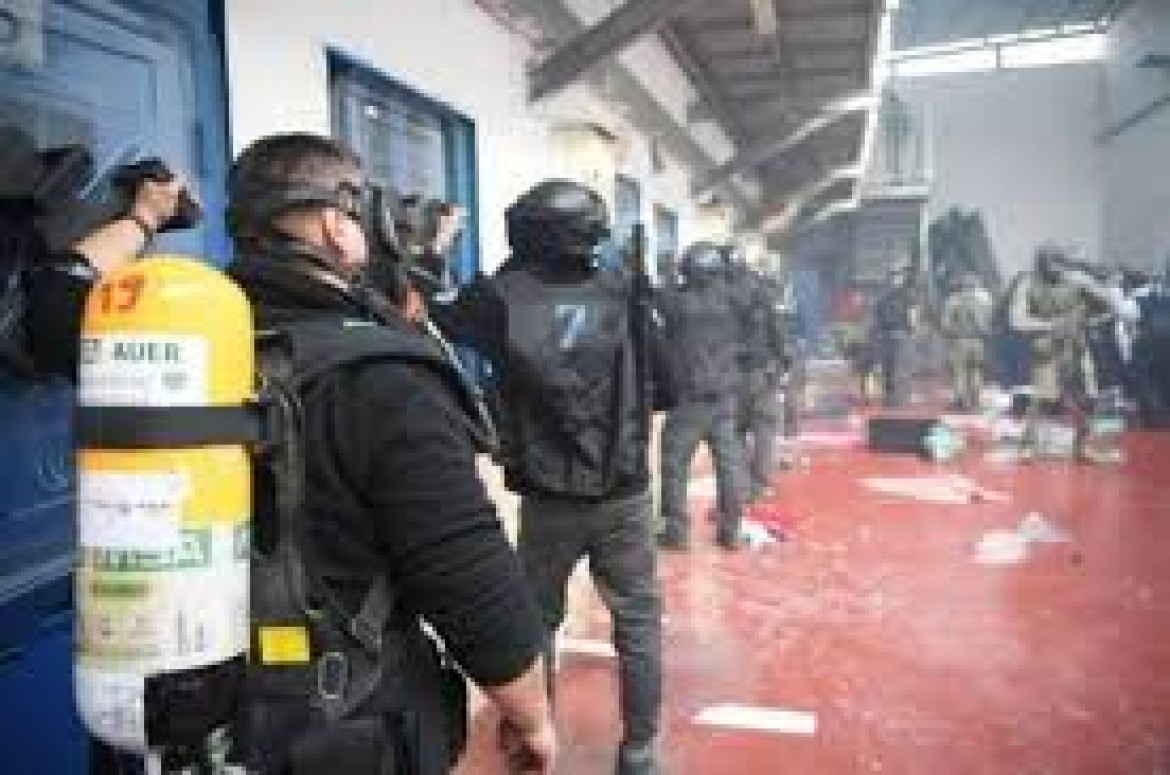 اقتحام سجن النقب الصحراوي