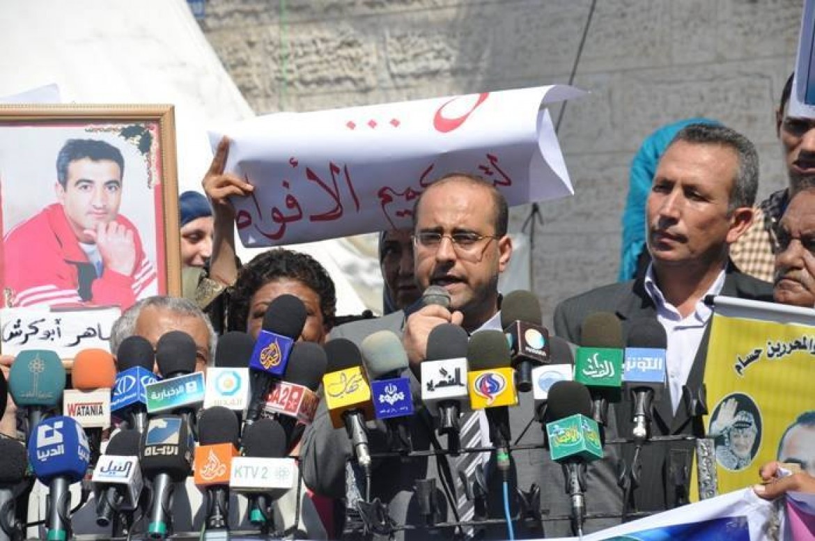 د رأفت حمدونة