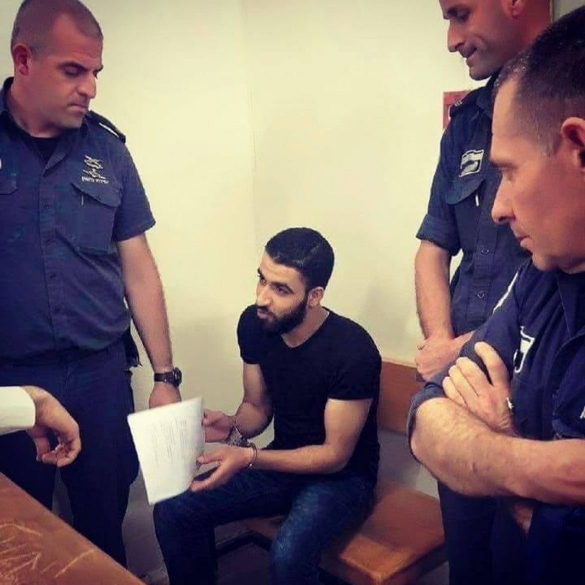 الاسير احمد قنبع