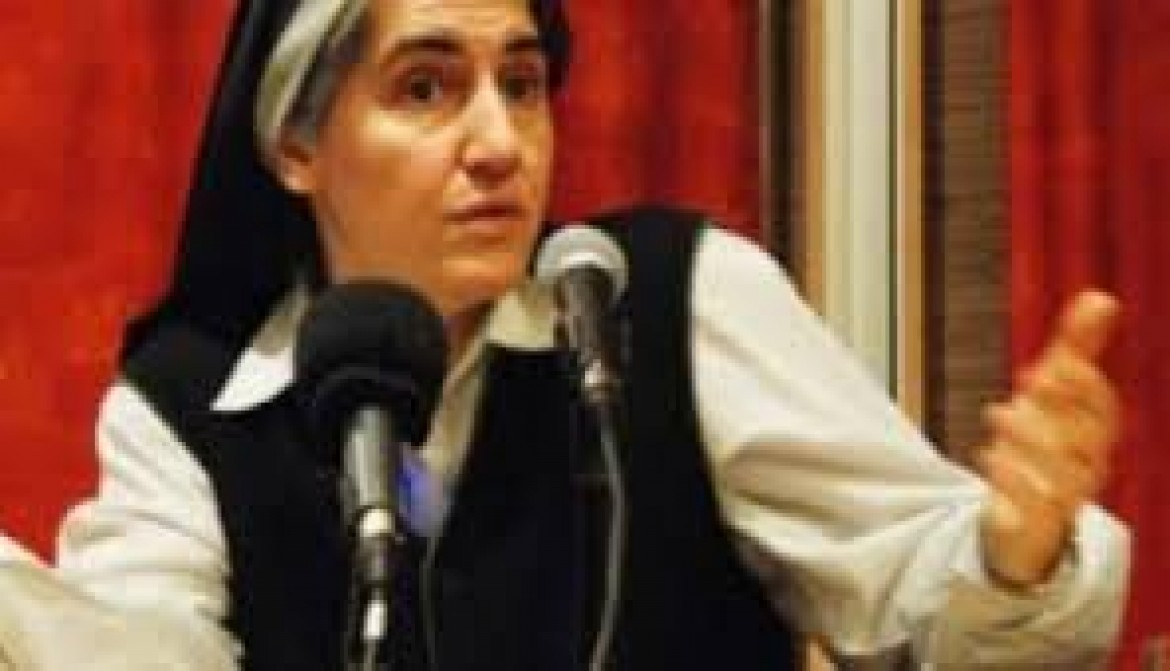 منع إسبانية من دخول دولة الاحتلال لمشاركتها بأسطول الحرية