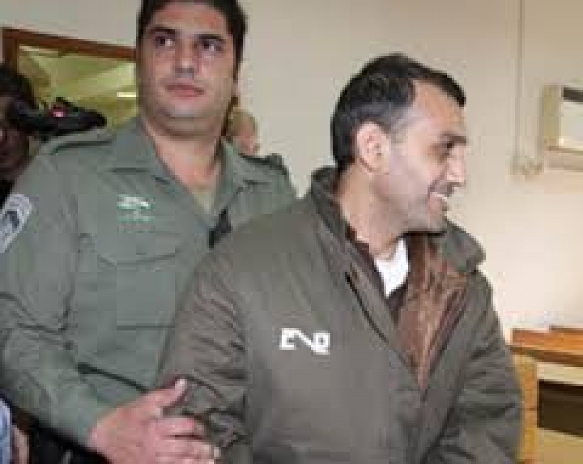 الاسير عاهد ابو غلمى